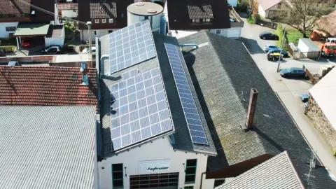 PV-Anlage auf Firmendach