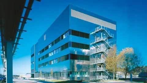 Firmengebäude