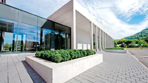 Firmengebäude