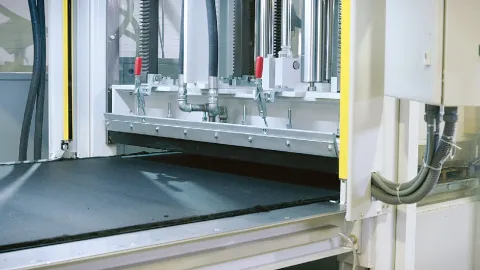 Auslaufbereich Pressensystem