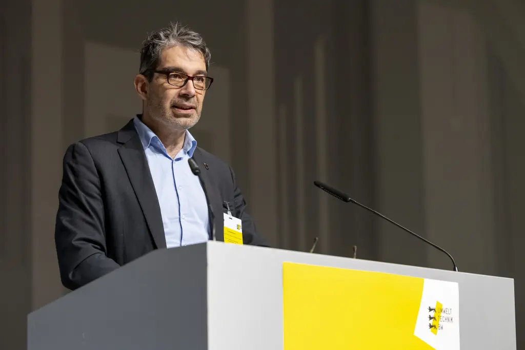 Dr. Andre Baumann bei der 2. Fachtagung Abwärme BW